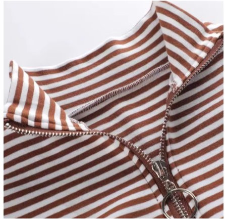 חולצה ריב עם רוכסן פסים חום לבן.
מתאימה לעונת המעבר עכשיו .
מידה XXXL