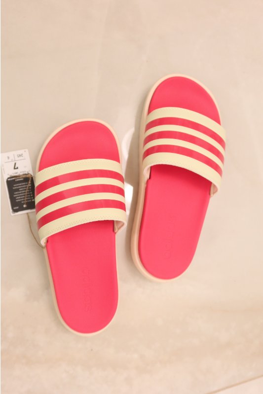 נעלי בית מהממות ונוחות בטרוף!!
נמכר עקב אי התאמת מידה.
מידה 7 מתאים למידות 37-38 בארץ.