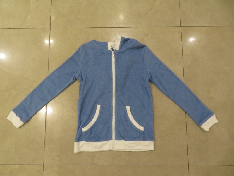 חולצות חמודות מבד מגבת התכלת מידה 7 והוורוד מידה 5
טלפון ליצירת קשר 058-324-4547