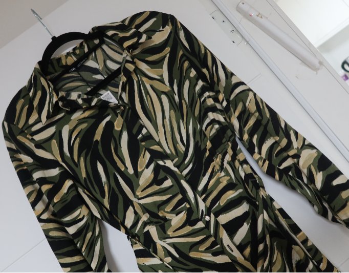 שמלה חדשה מהממת מזארה, חדש עם התווית, לא נלבשה כלל!
מידה M.