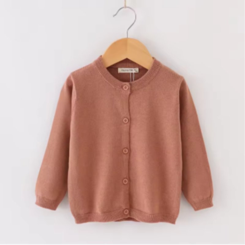 קרדיגן מוששש מבד נעים ונח ואיכותי ברמותתת, 
מידה 12-18M,
מוכרת כי הצבע לא מתאים לי- הגוון כתום בהיר ומתוק מאד למכנס כחול או ג'ינס.