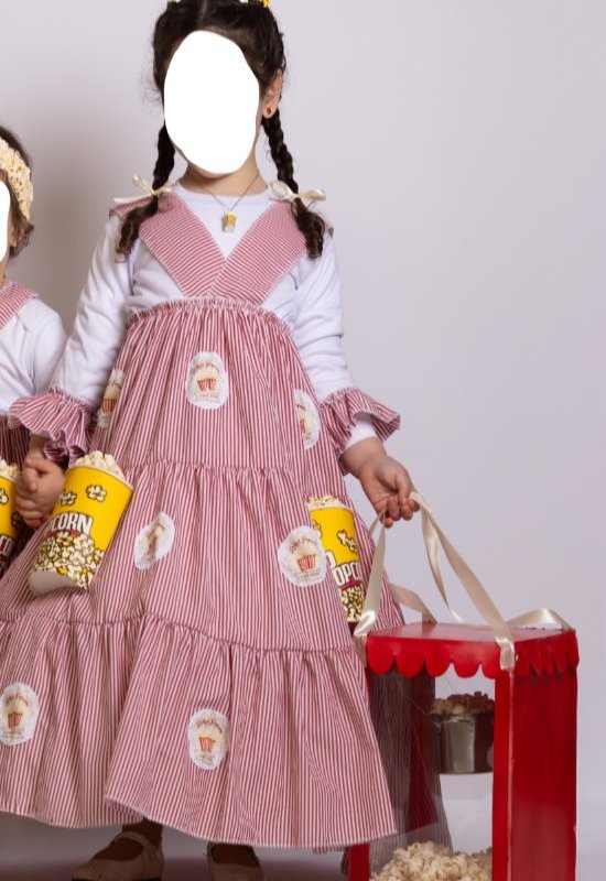 לגיל 5 
יש לוגו עם השם רבקי
מושקע מאד
מי שקונה מקבלת אביזרים למשלוחי מנות...
מספר הטלפון שלי 0527672604