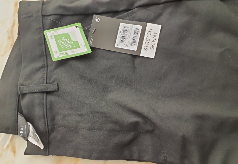 מכנסיים בנים