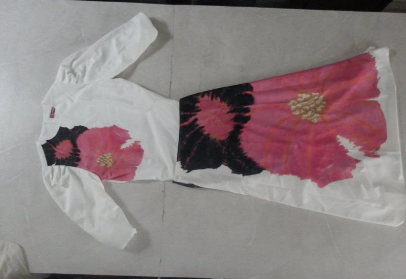 סט חדש ממש מחנות טאצ-יבוא, 
מידה גדולה אבל נעשו תיקונים למידה M
סט מהמם מהמם!
חולצה 240 ש"ח
חצאית 240 ש"ח
בסט-420 ש"ח