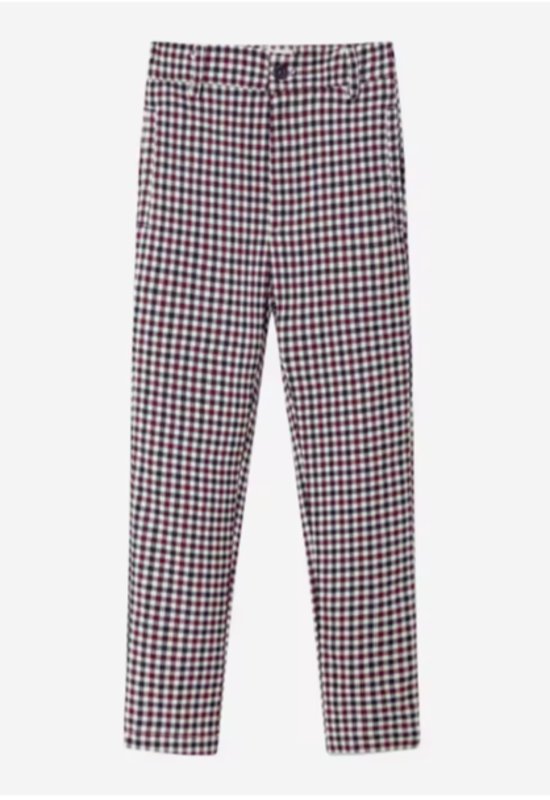 מידה 6
מאליאקספס
גזרה צרה