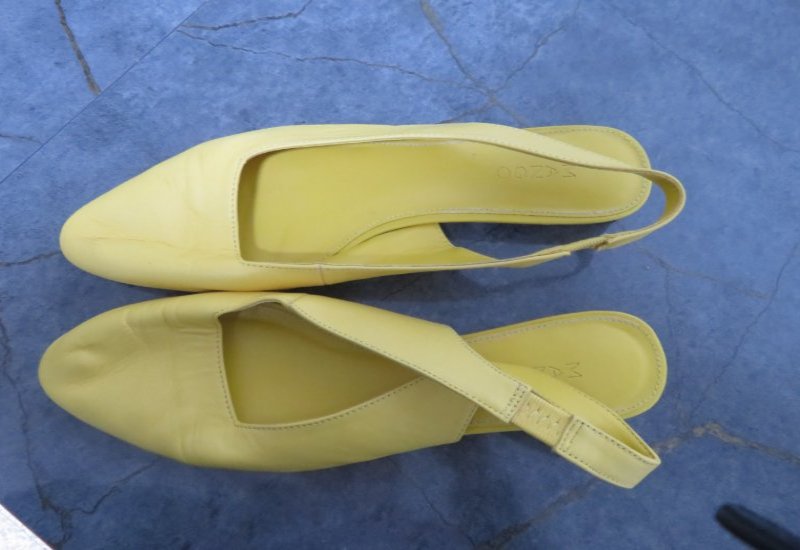 נעל קייצית מחנות mango - מידה 39
נלבשה מספר פעמים בודדות