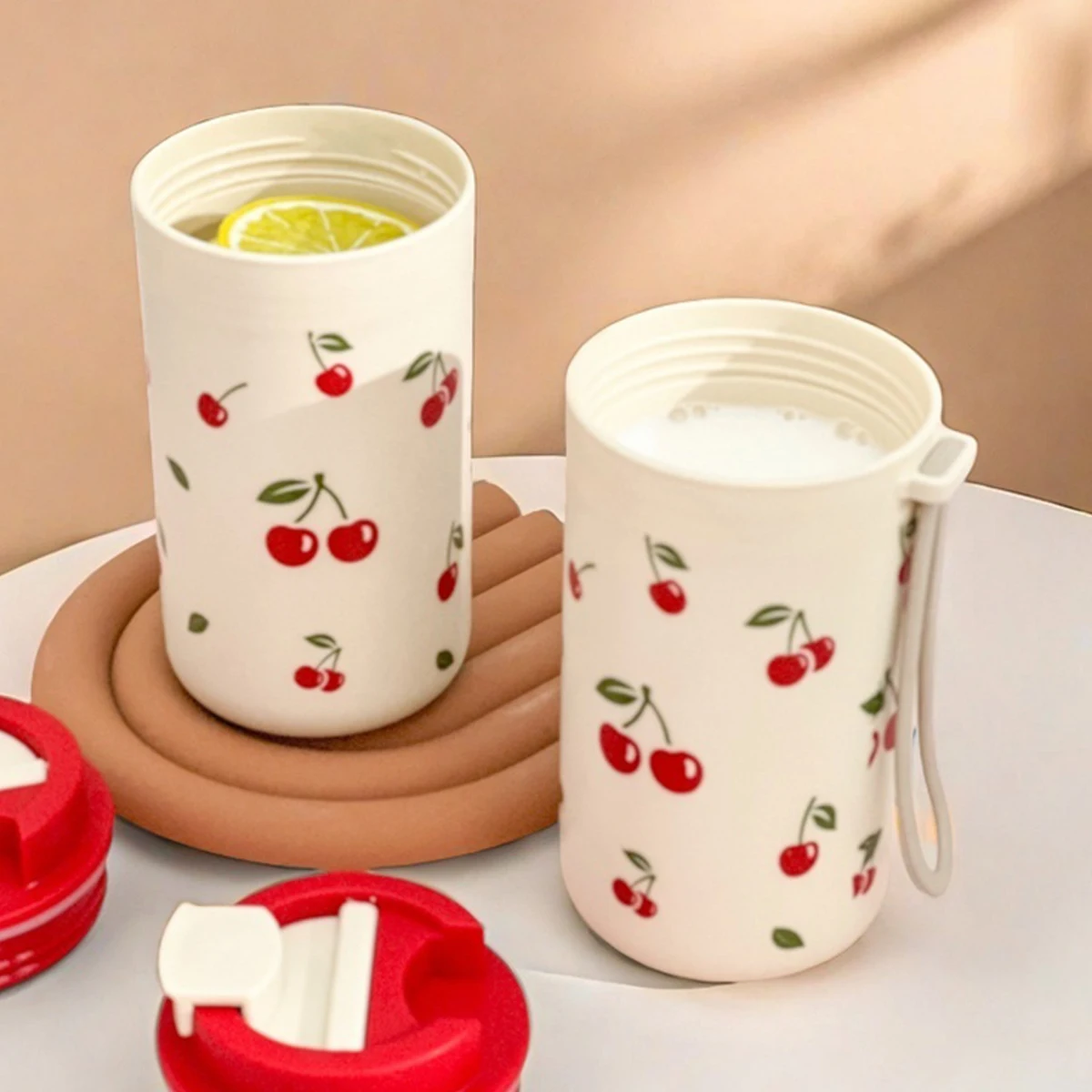 כוס מים דגם דובדבן